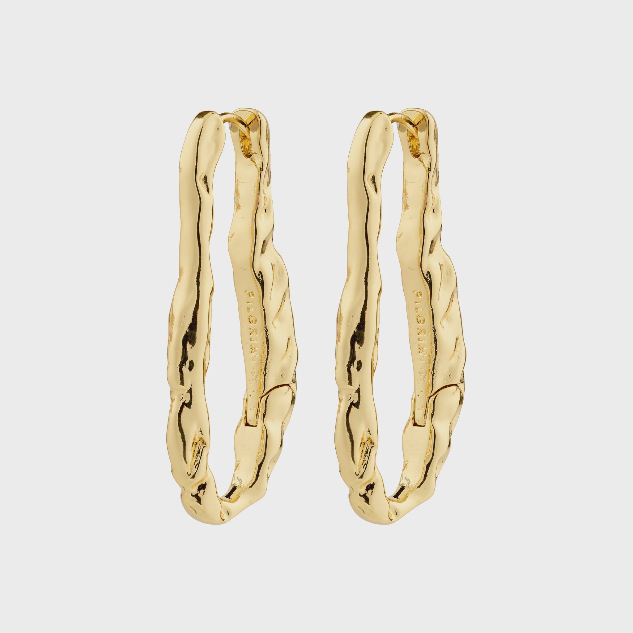 modern gold jewelry, hammered gold hoops, gold fashion earrings, everyday gold earrings