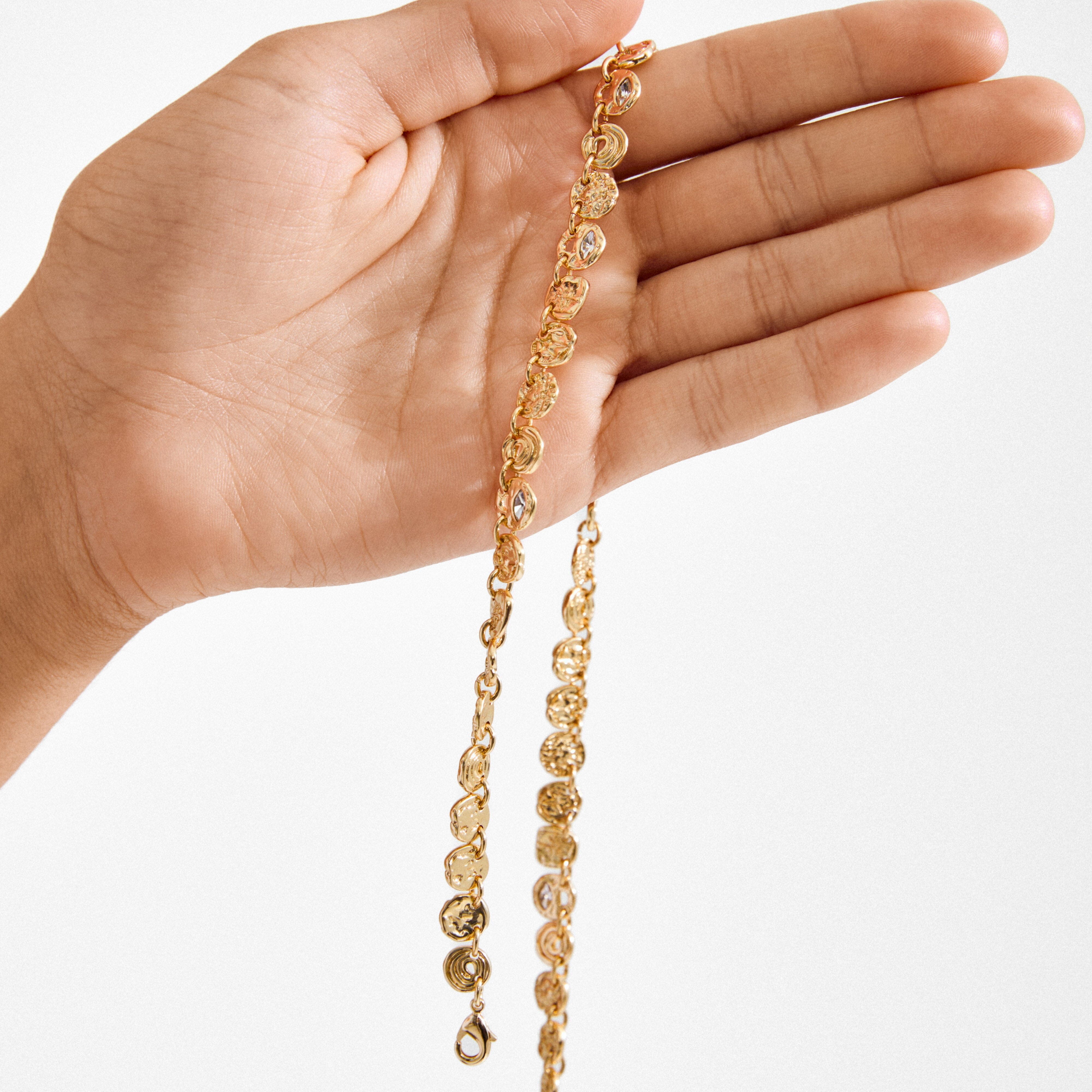 contemporary gold necklace, gold jewelry layering