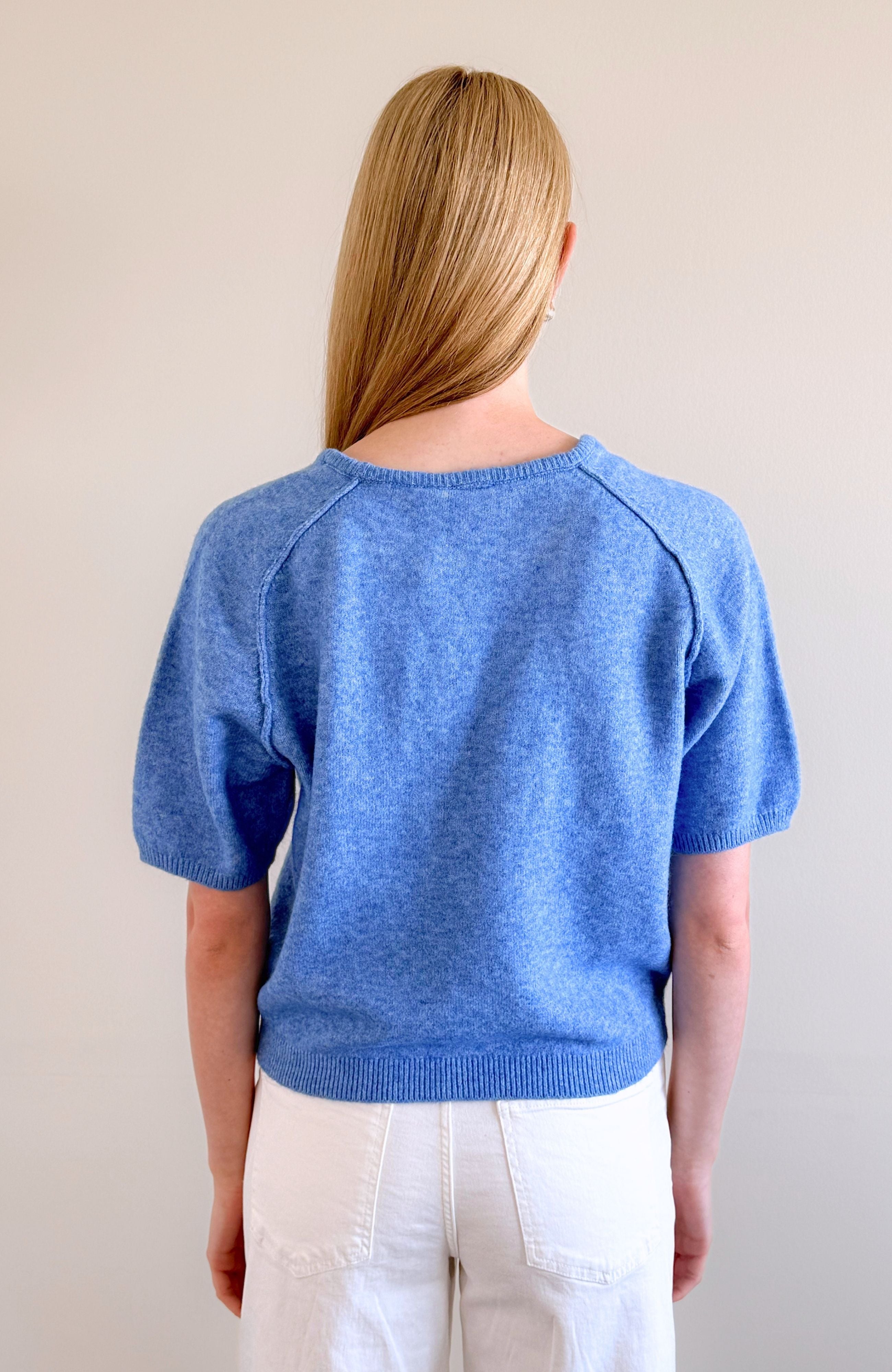 BLUE SWEATER TEE
