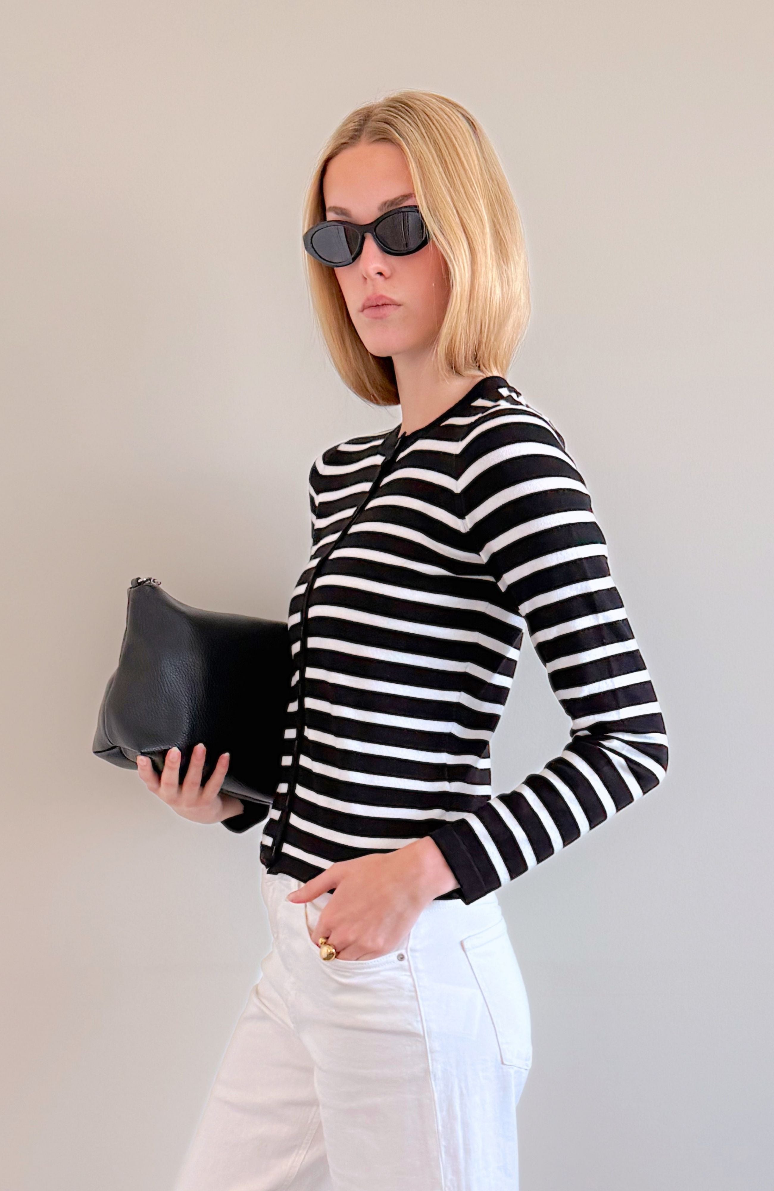 FITTED STRIPED CARDIGAN (BLACK AND WHITE)