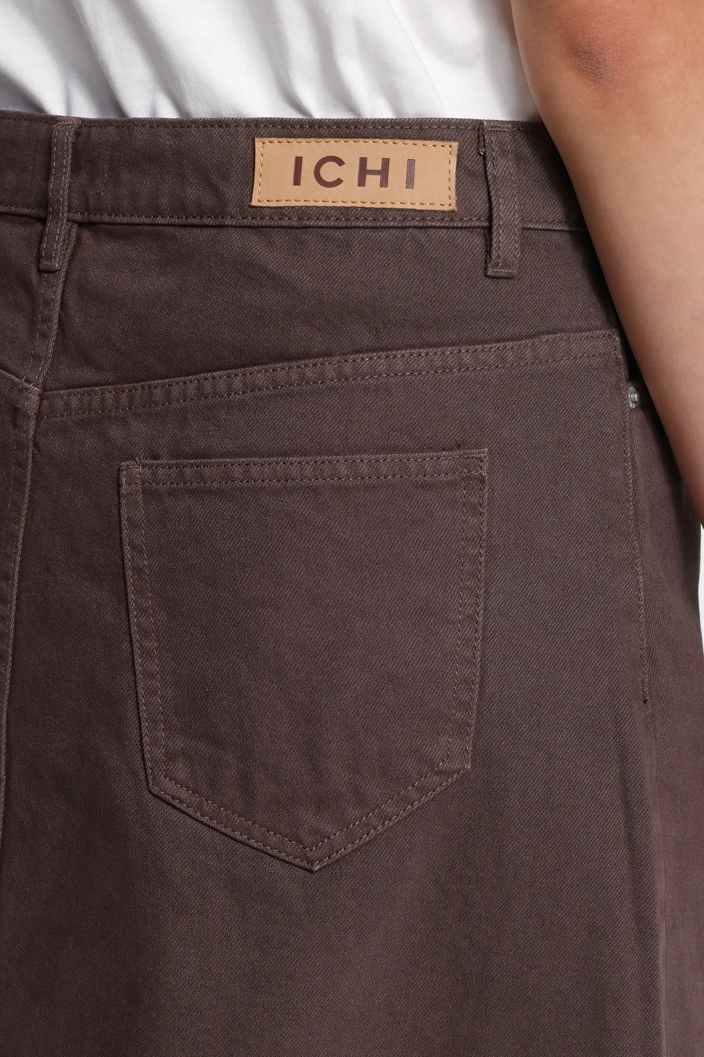 outfit staple, brown casual skirt, minimalist denim mini skirt