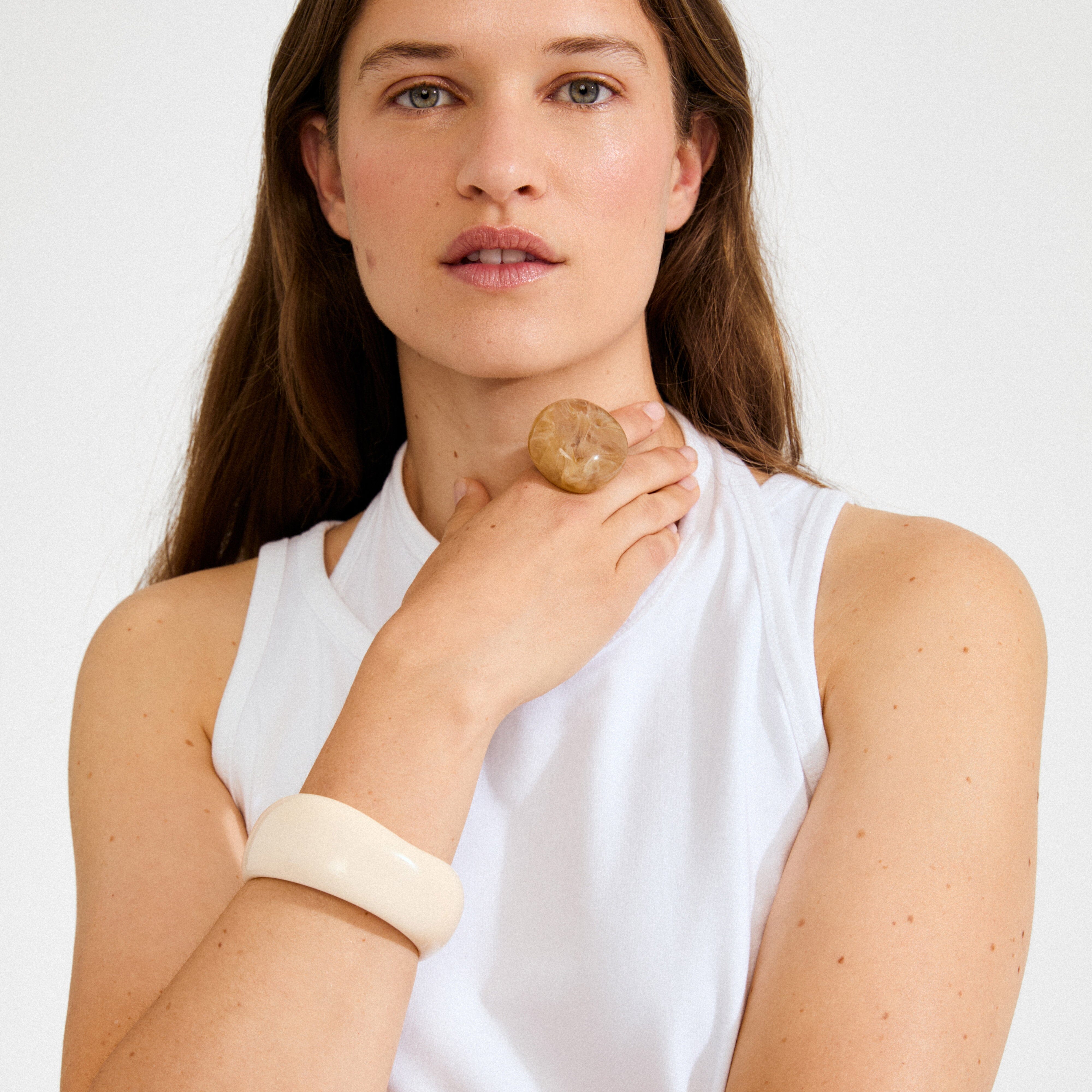 women’s gold plated ring, neutral tone ring, fashion ring accessory