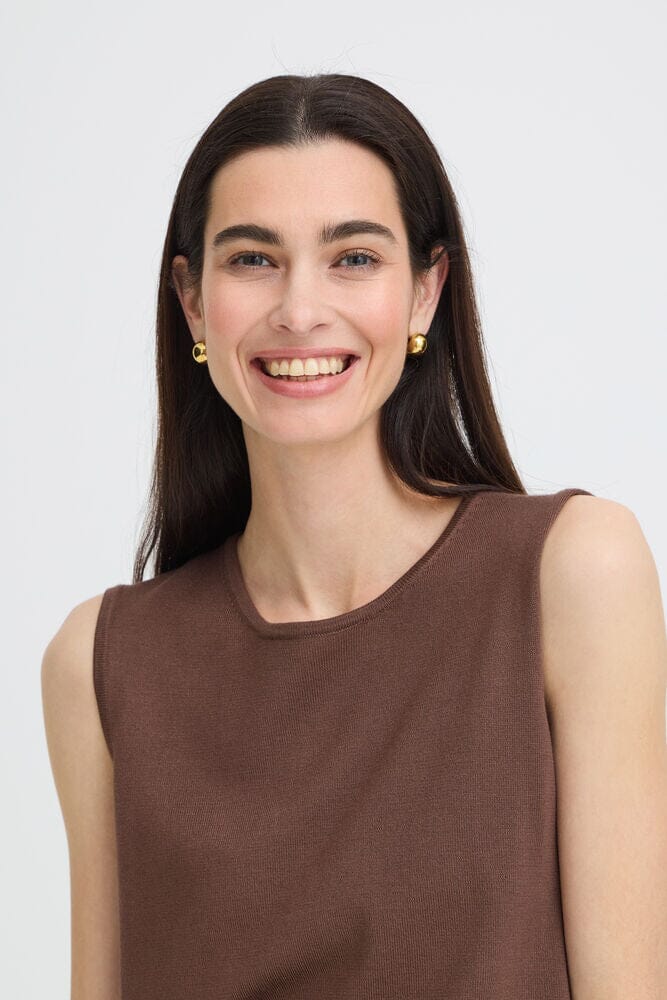 neutral summer top women, brown sleeveless sweater top, casual elevated basics women