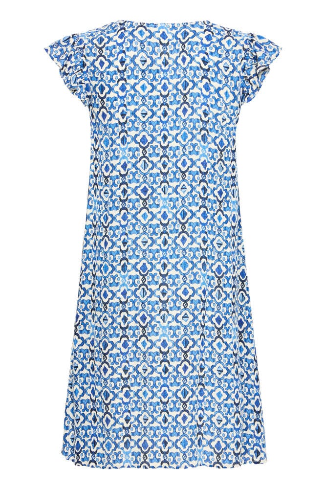 easy throw on dress, travel friendly dress, spring summer dress women, flowy mini dress, beach day dress outfit, casual chic dress, airy summer outfit, effortless style dress