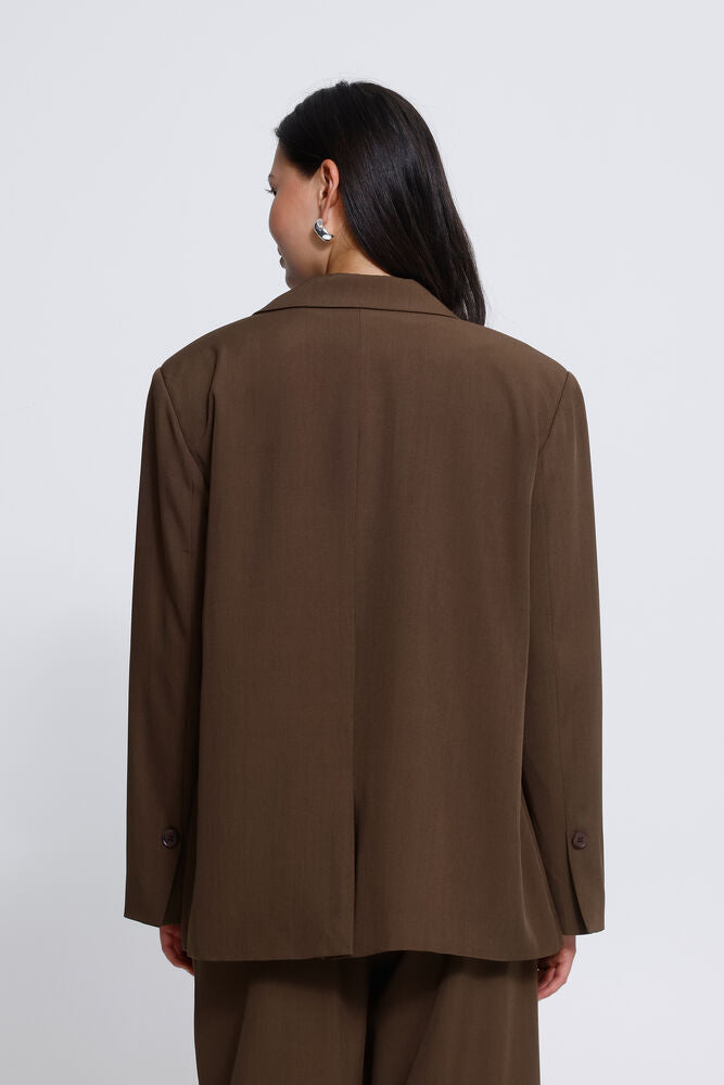brown tailored blazer