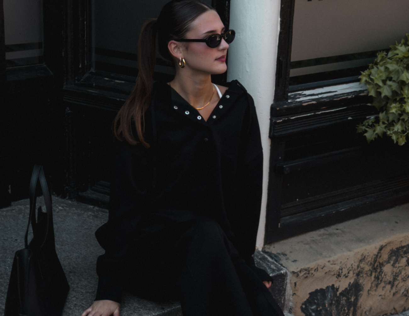 SOFT KNIT SNAP HOODIE- BLACK