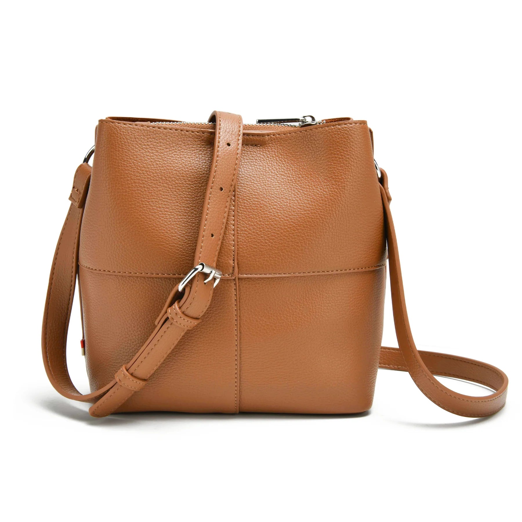 adjustable strap handbag brown, casual crossbody bag, compact everyday purse, warm tone handbag brown, modern crossbody bag women, brown purse outfit styling