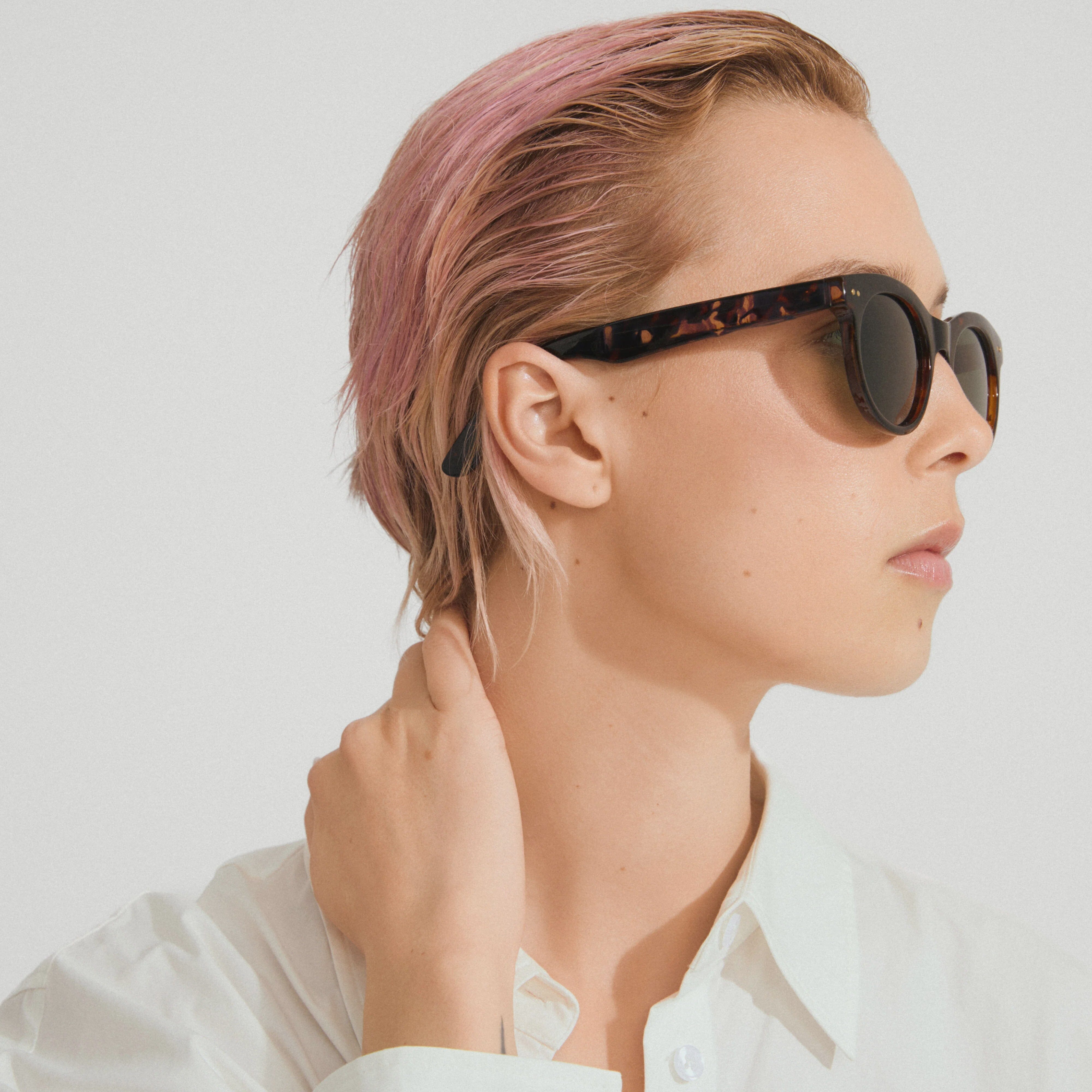 PILGRIM SUNGLASSES, tortoise sunglasses, round frame sunglasses, everyday sunglasses women