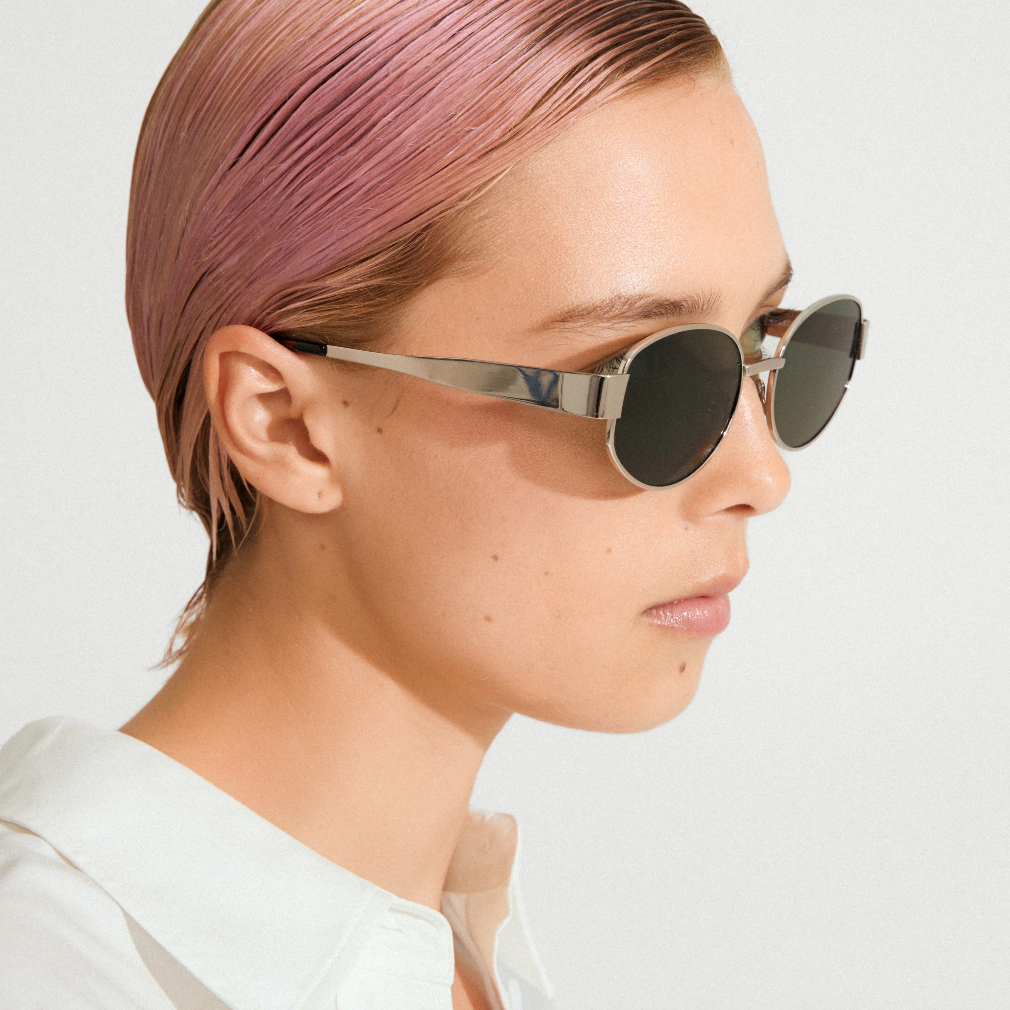 fashion eyewear women, neutral lens sunglasses, minimalist sunglasses