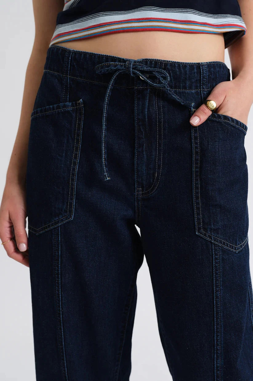 loose fit dark wash jeans women, trendy barrel leg denim jeans, comfortable drawstring waist jeans, lordon canada