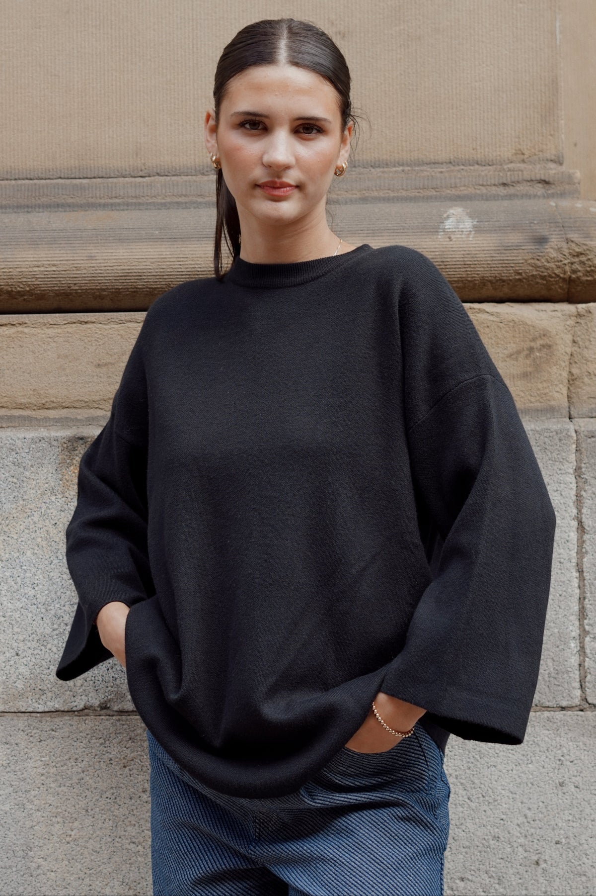 The Modern Volume Sweater – Black