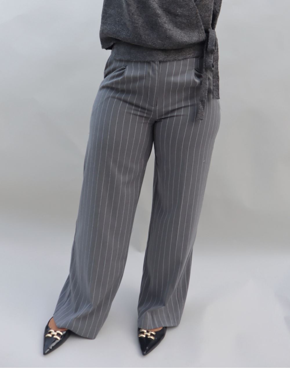 GREY PINSTRIPE TROUSERS PANT DELUC