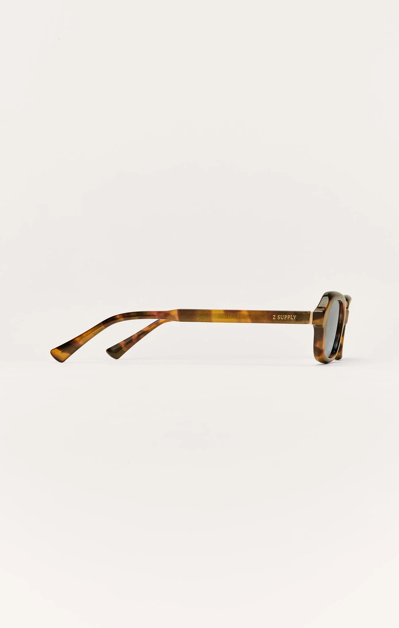 vintage inspired sunglasses, stylish women’s accessories, blue tinted sunglasses, tortoise frame sunglasses