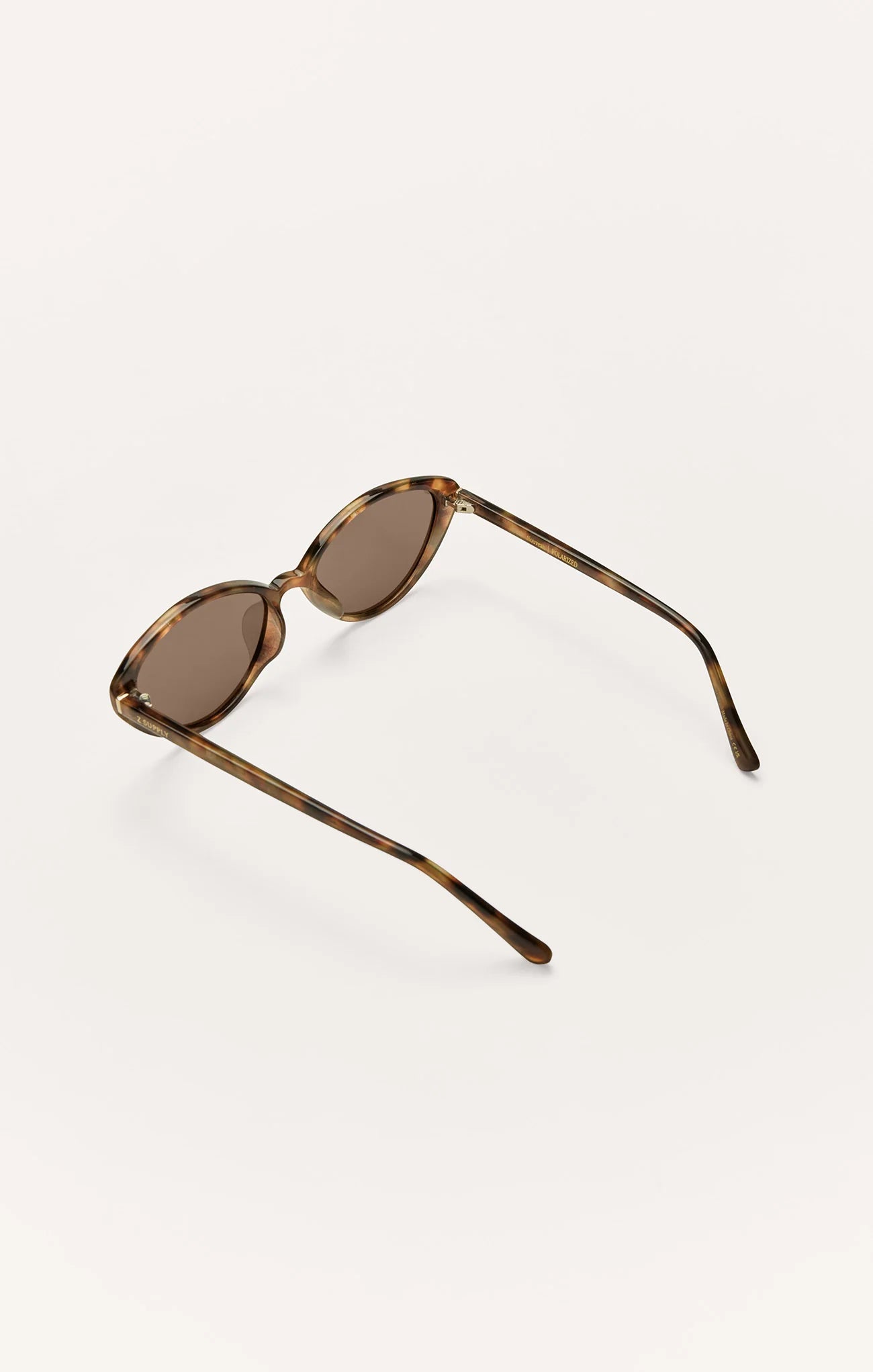 statement sunglasses women, beach accessories women, stylish women’s accessories, trendy summer sunglasses