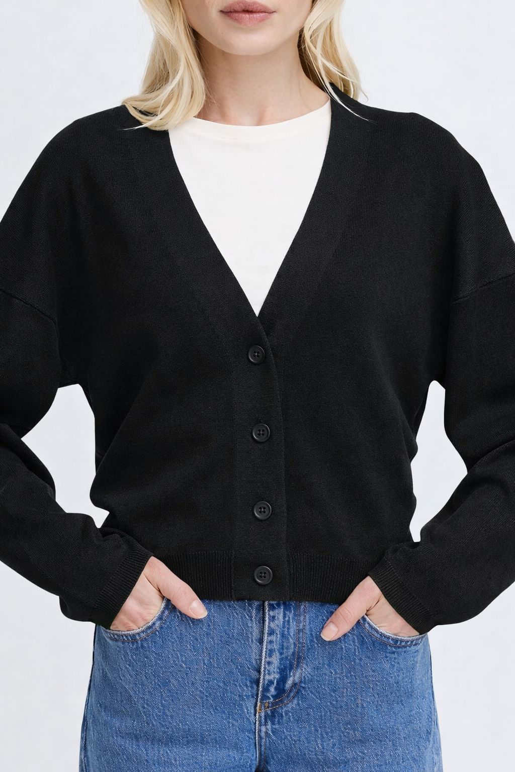 BLACK SHORT CARDIGAN