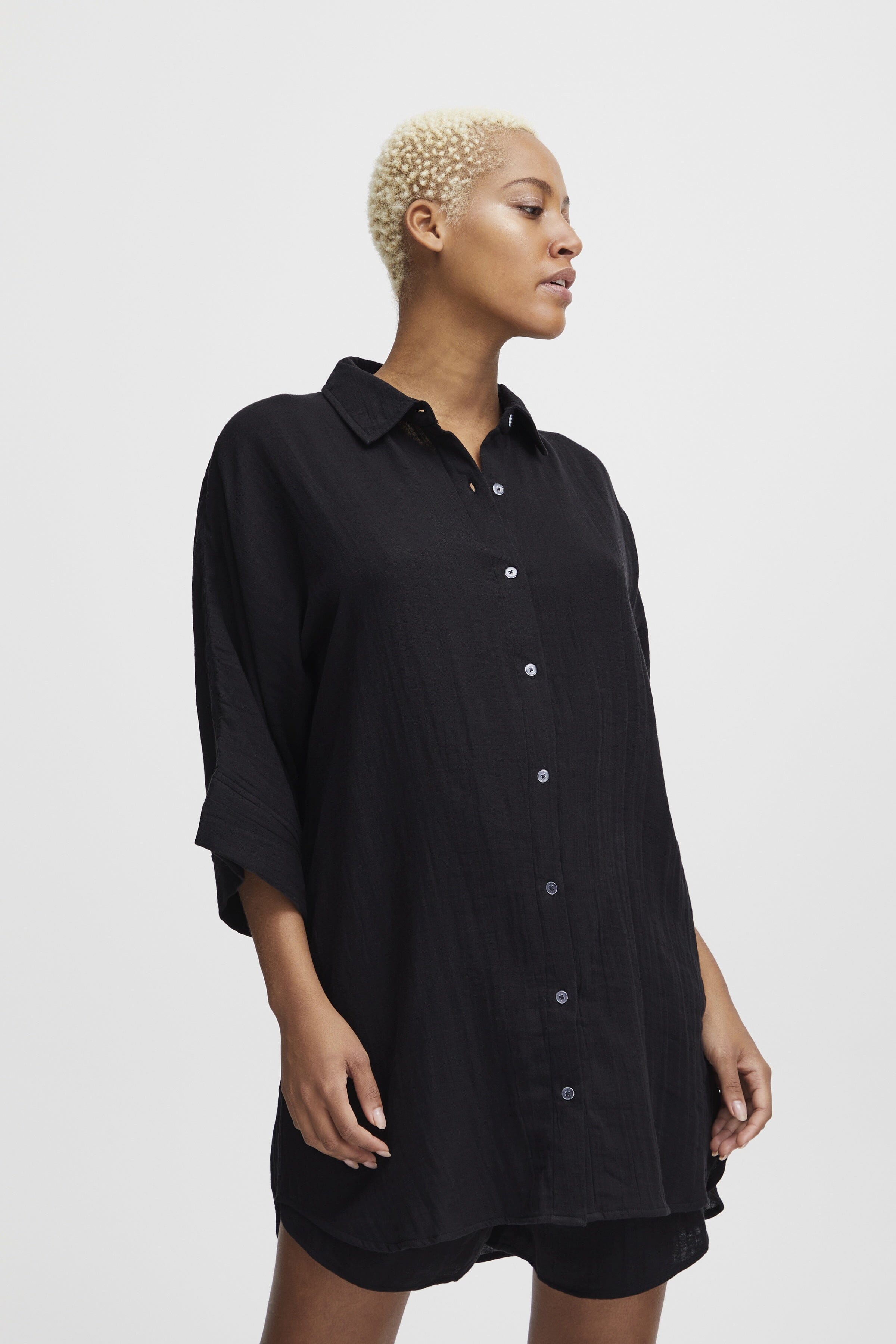 BLACK BEACH SHIRT Top ICHI