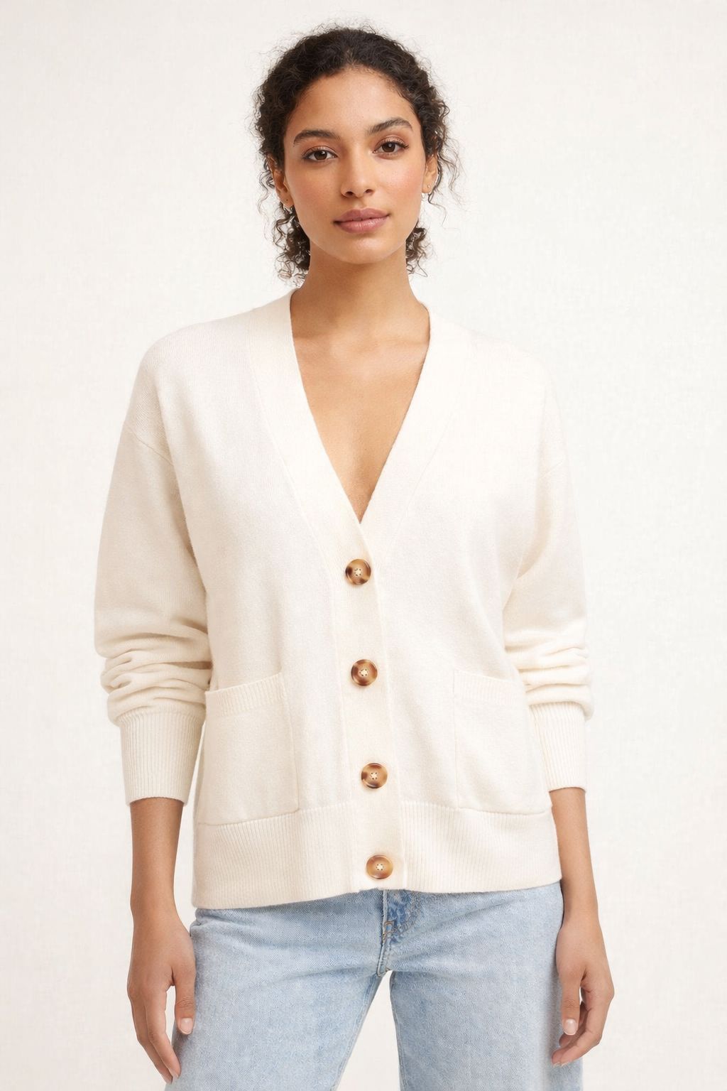 WHITE CARDIGAN WITH TORTOISE SHELL BUTTONS Cardigan B YOUNG