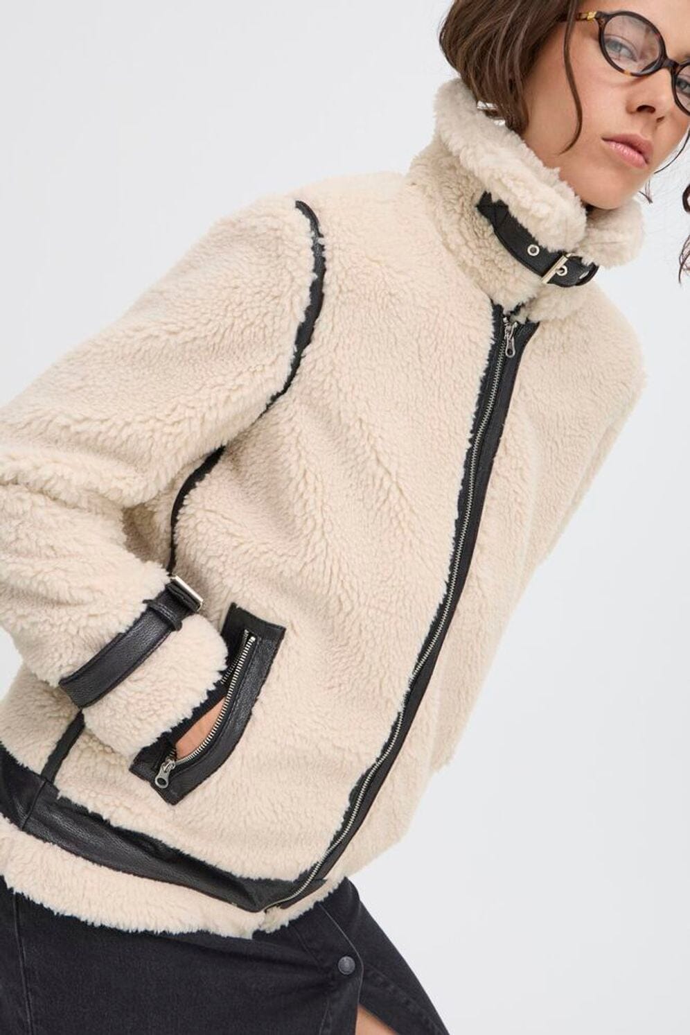 SHERPA JACKET, B YOUNG