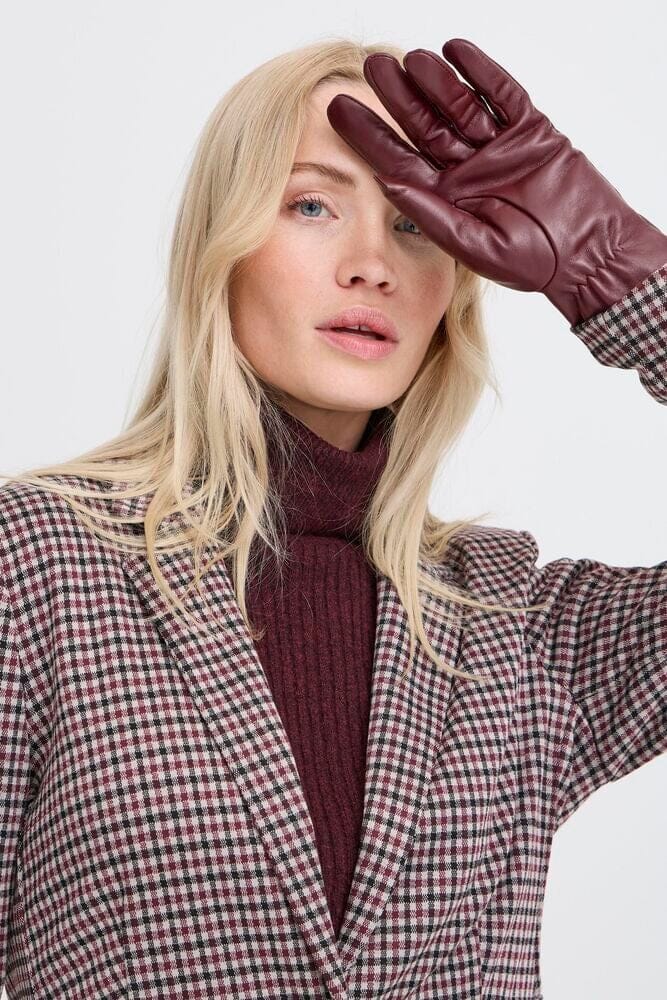 PORT ROYAL LEATHER GLOVE, B YOUNG