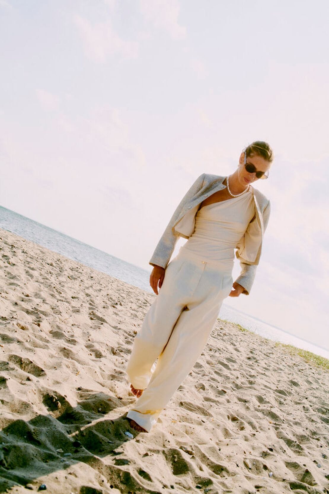 ONE SHOULDER BEIGE TOP Top B YOUNG