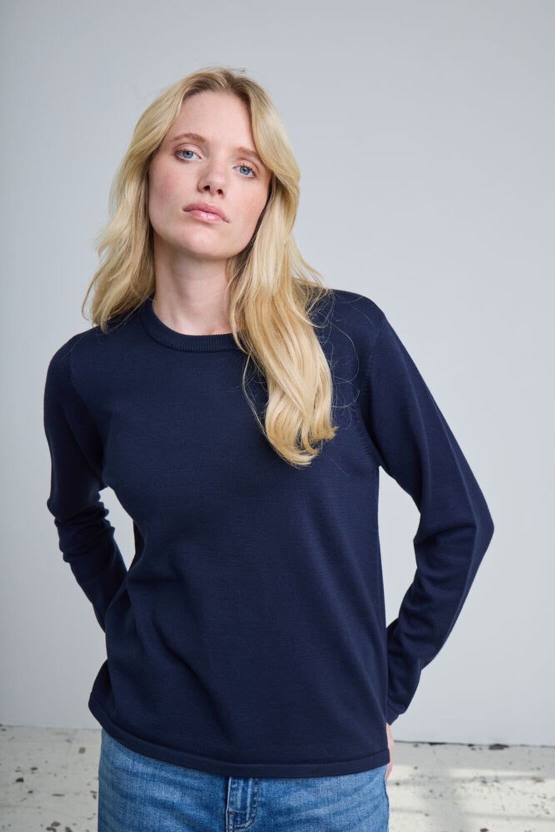THE PERFECT PULLOVER. Navy Top, ICHI