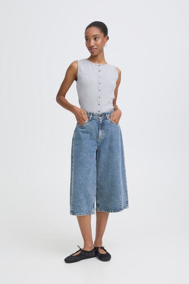 blue bermuda shorts women, modest denim shorts women, longer length jean shorts women, relaxed fit denim bermuda shorts