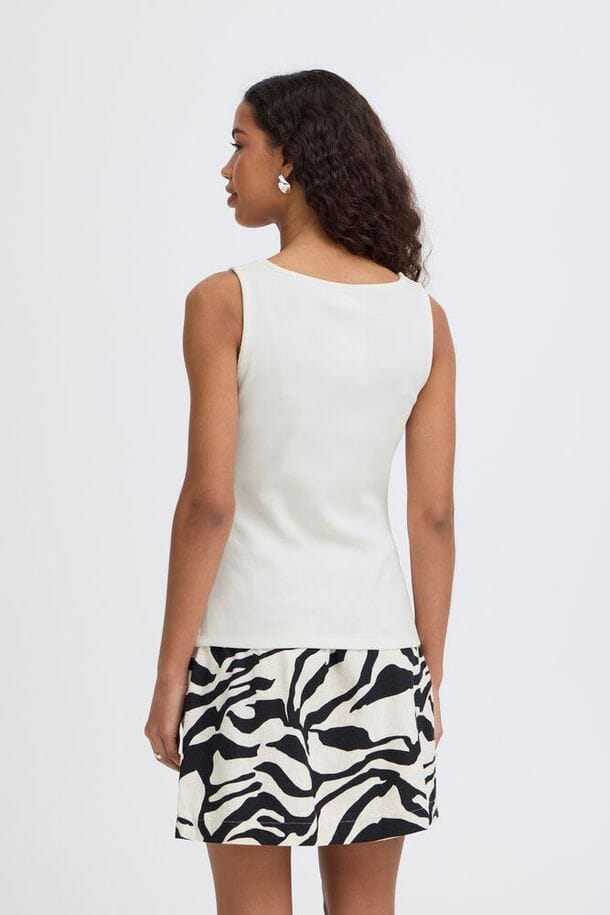 square v neck tank women white, casual white tank women, wardrobe staple tank women white, comfortable fitted tank women white