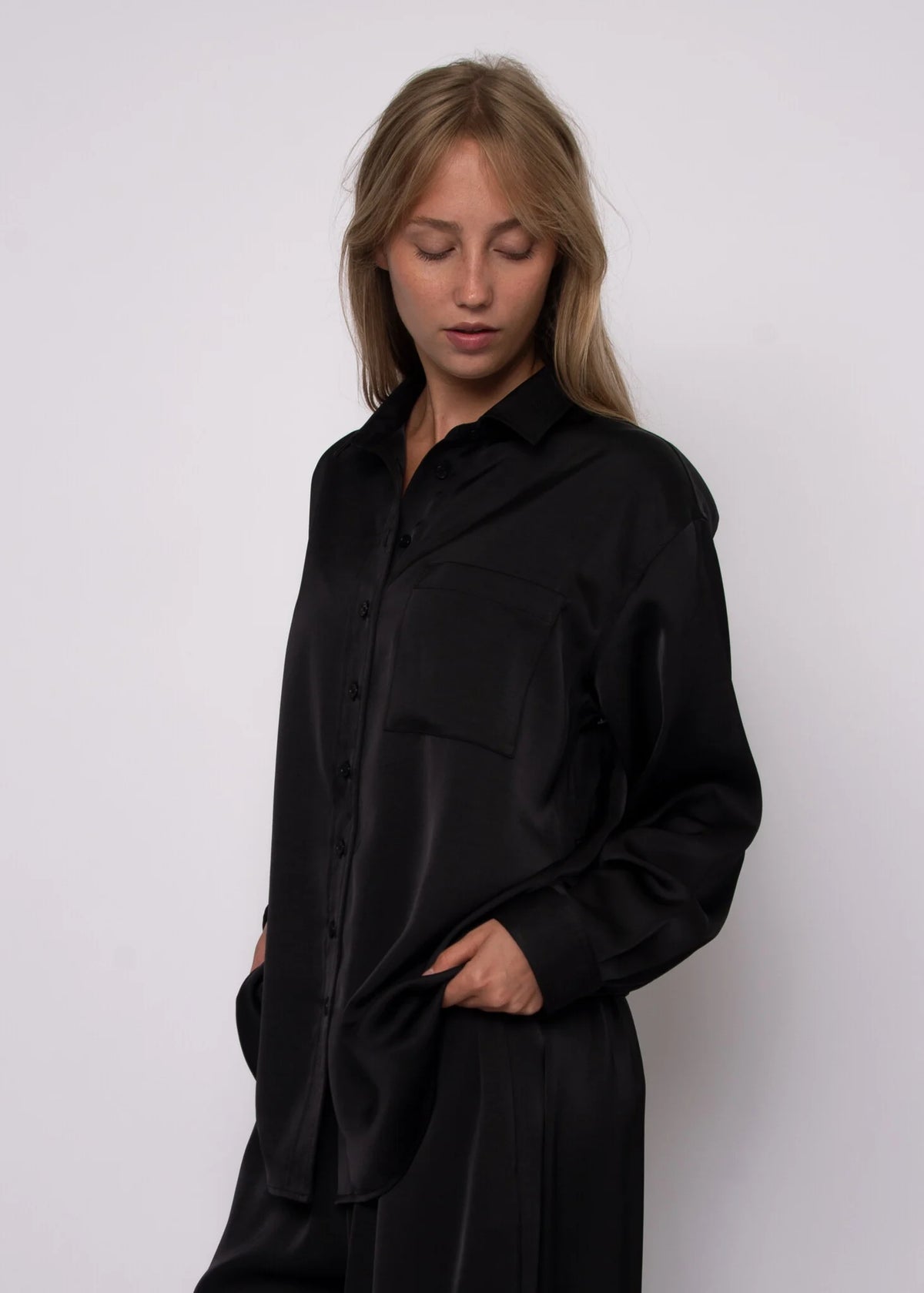 MARIN SATIN SHIRT- BLACK