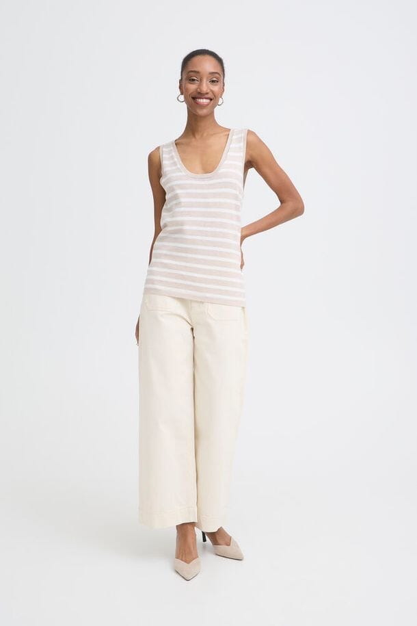 lightweight striped tank top women, relaxed stripe tank women outfit, casual striped tank women summer, neutral stripe scoop neck tank women, everyday striped tank top women