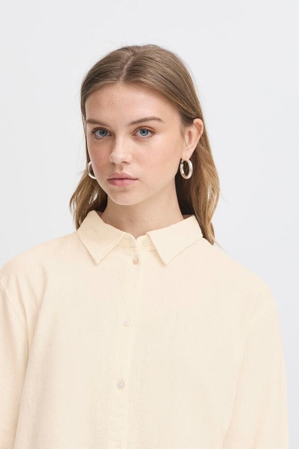 lightweight linen blouse cream women, classic cream linen top women, relaxed fit linen shirt cream, minimalist linen shirt women beige, summer linen button down women cream