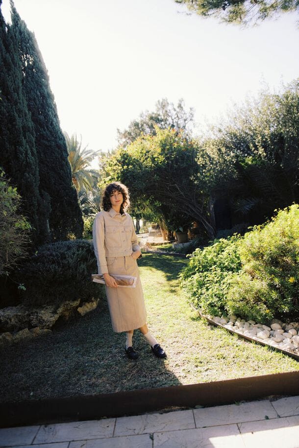 beige denim jacket outfit, women's beige denim coat, casual beige denim jacket women