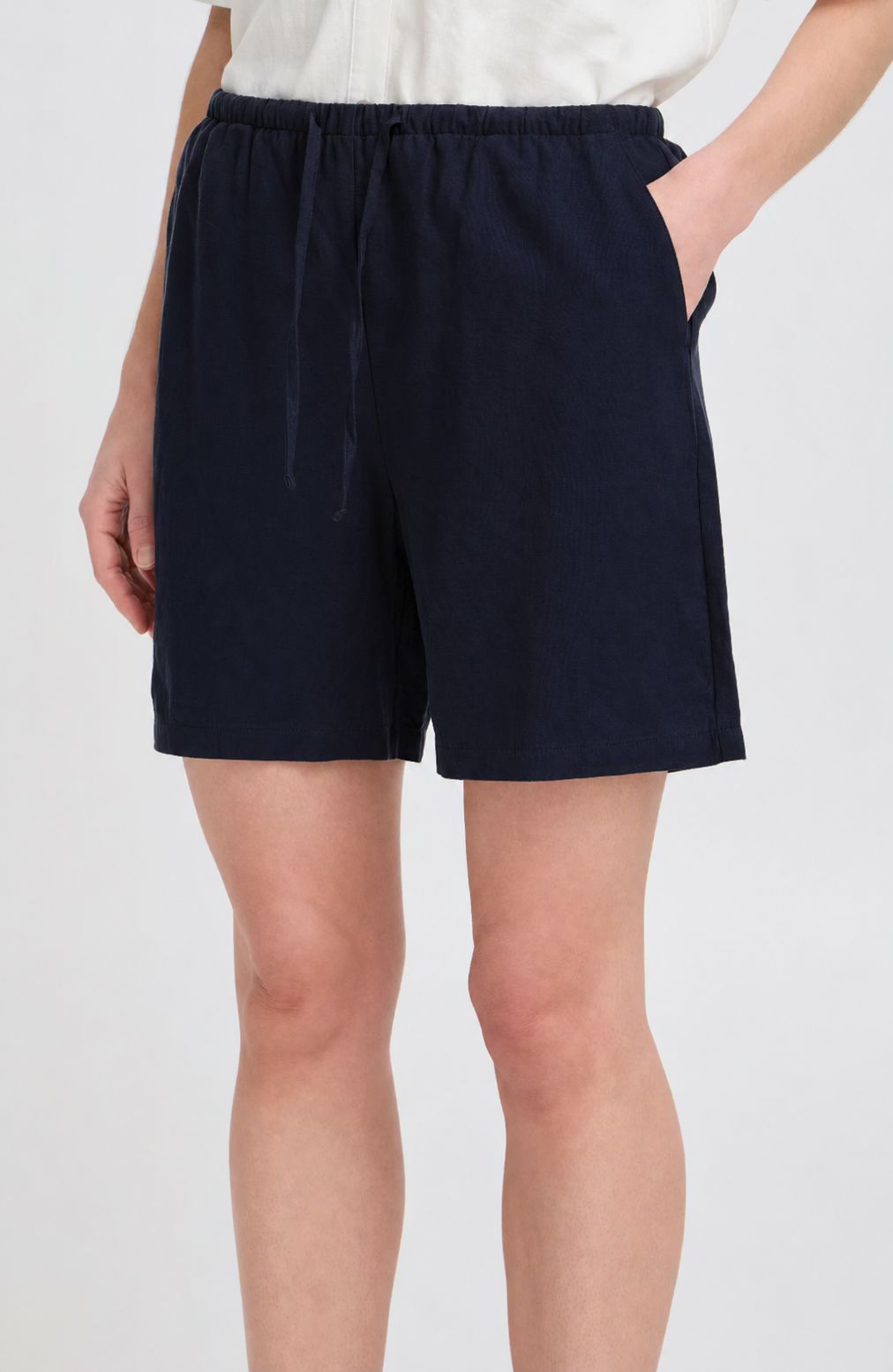 LINEN BLEND SHORT (NAVY) short B YOUNG