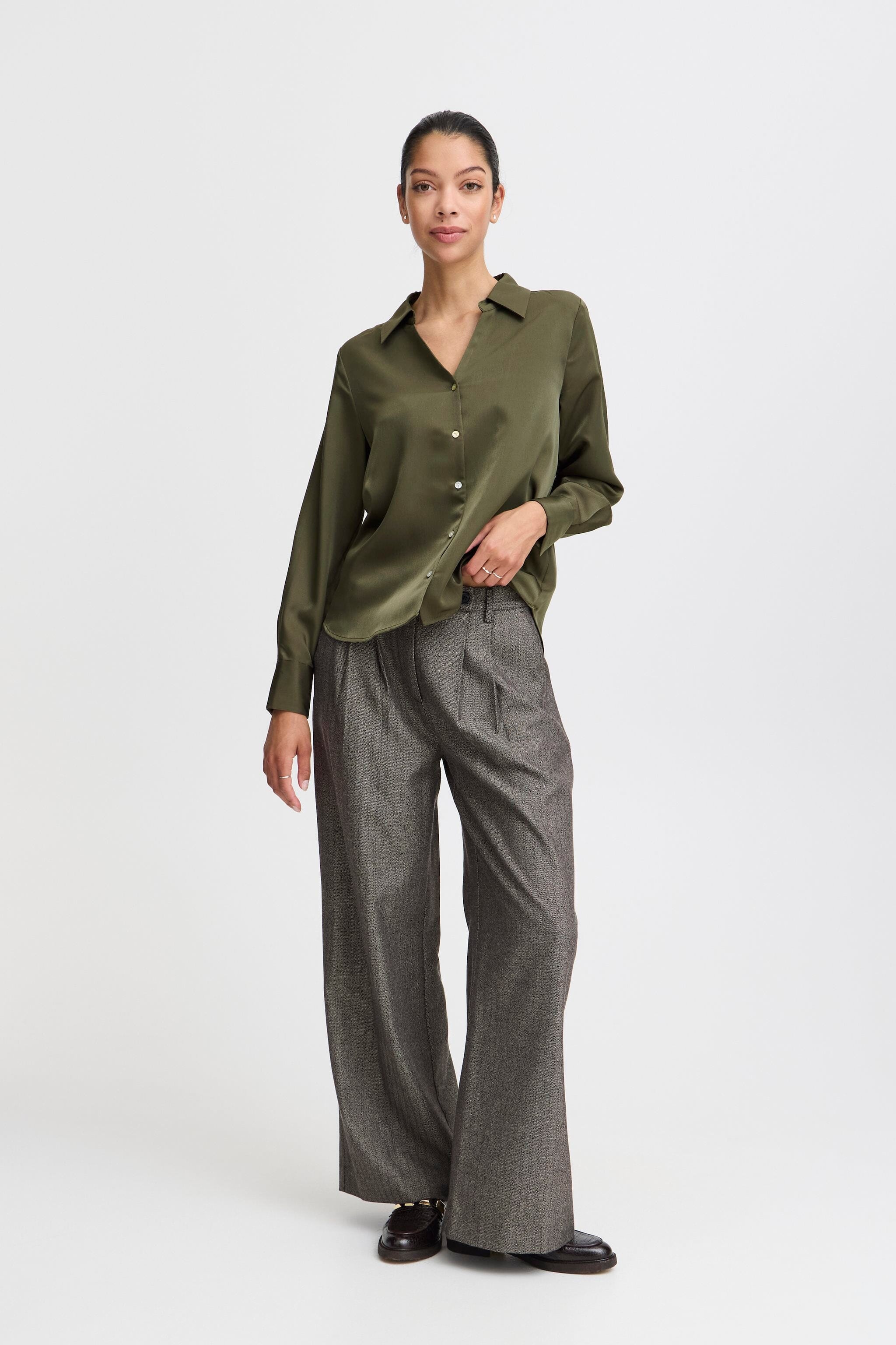 ELEVATED OLIVE OFFICE BLOUSE Top B YOUNG