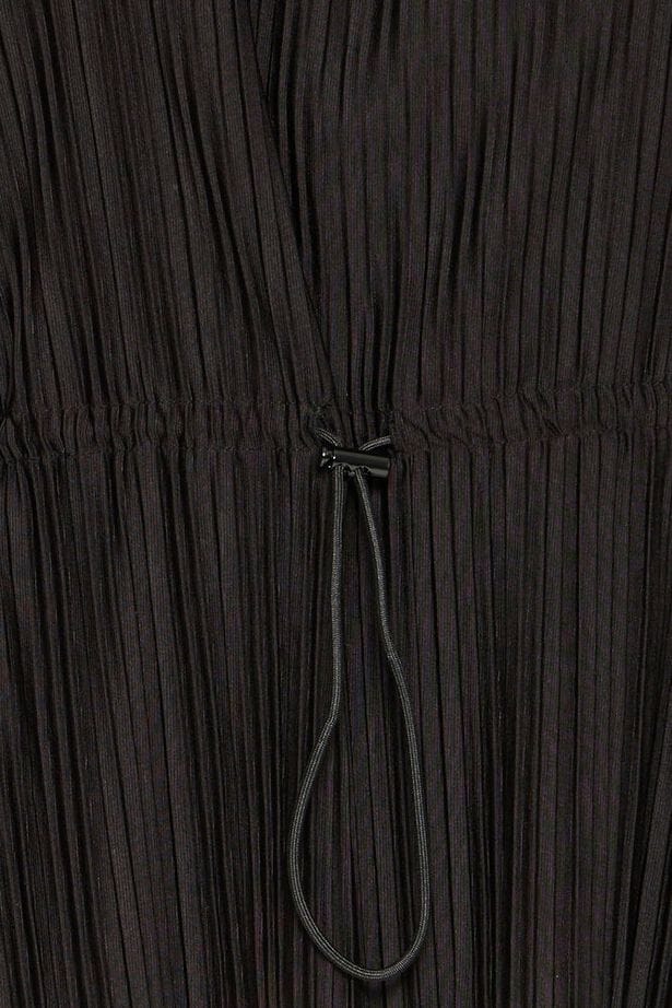 adjustable waist blouse women, modern black blouse, lightweight black top women, everyday black blouse, relaxed fit blouse women