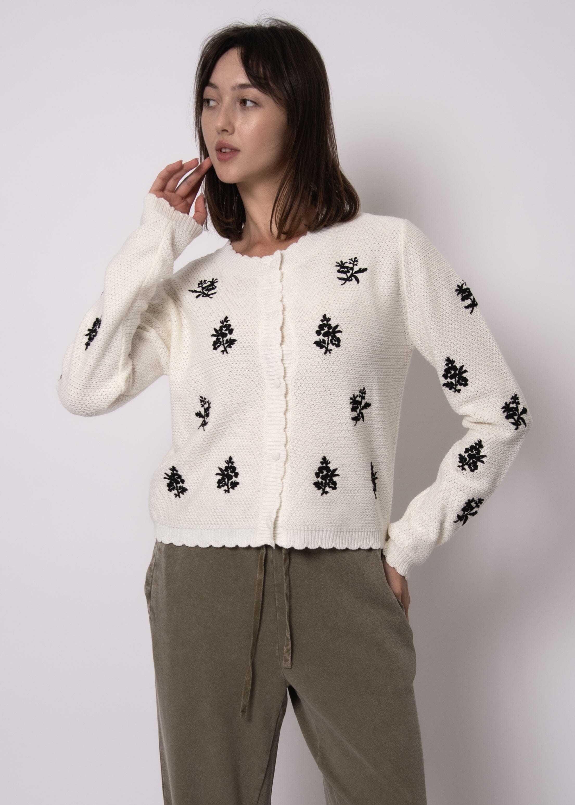 トップス Life Word Embroidery Knit Cardigan Textured Knit Sweater for Women | Cream Floral Pattern Pullover