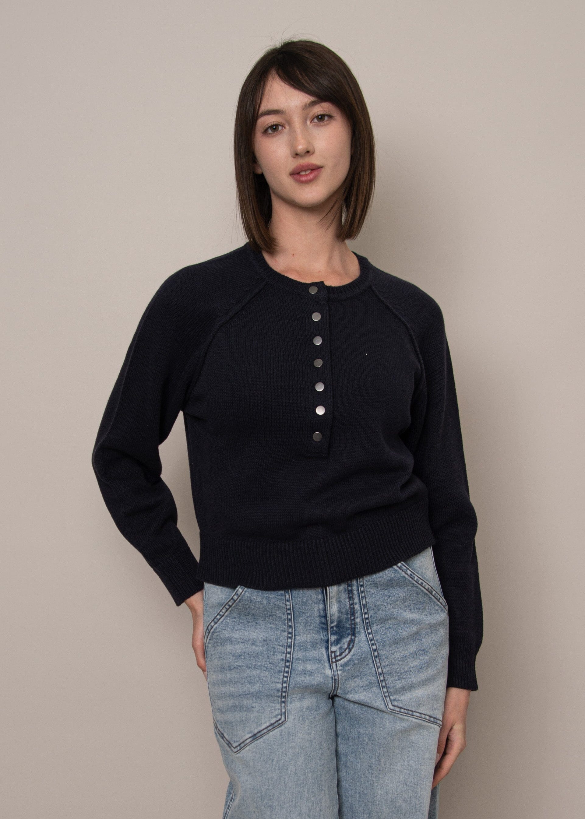 classic navy sweater women, casual navy sweater outfit, fitted navy knit top women, minimalist navy sweater, everyday navy sweater women, navy sweater for jeans outfit, chic navy knit top women