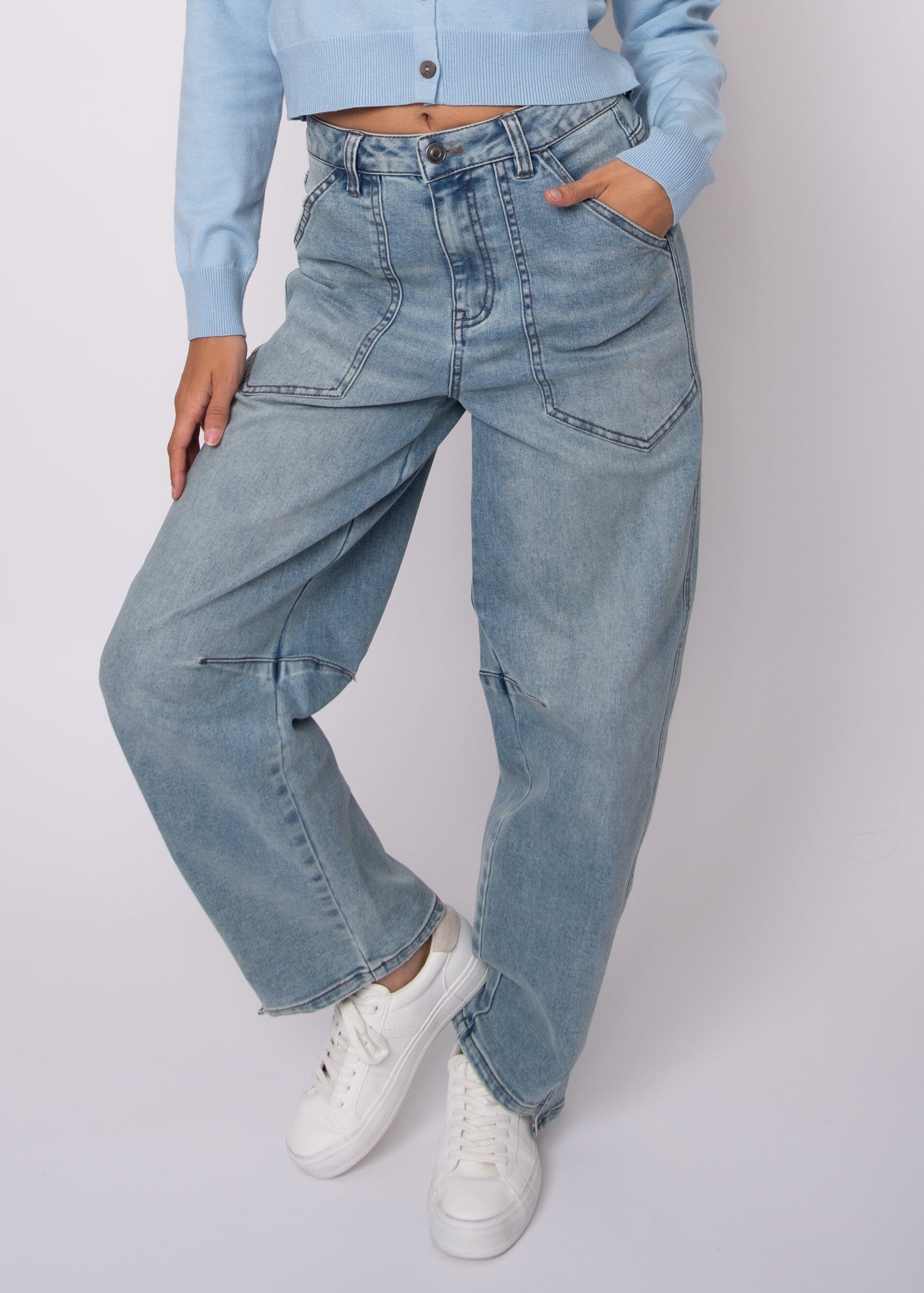 RS STYLE, light wash stretch barrel denim, women barrel leg jeans light wash, stretch barrel jeans women