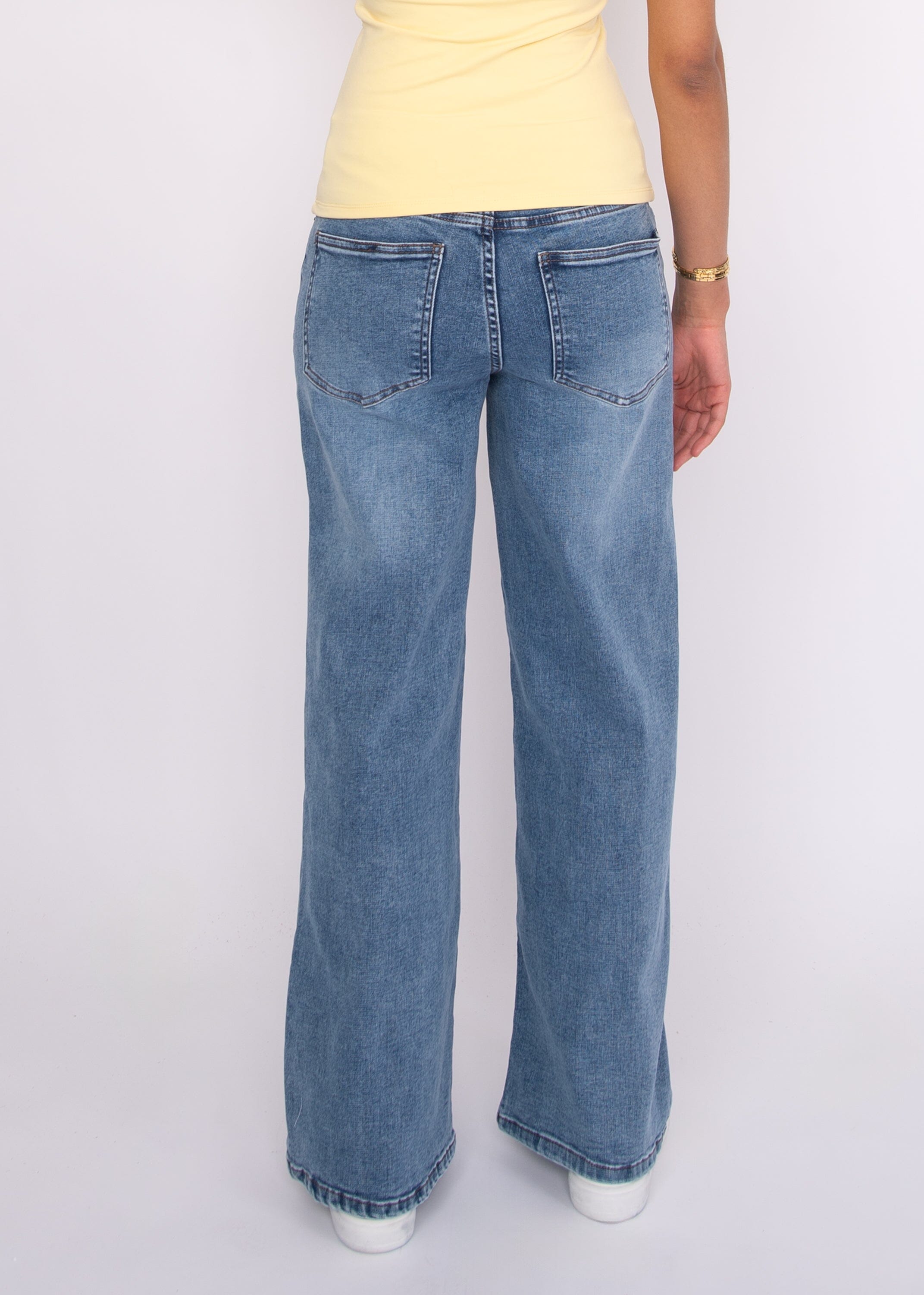 trending wide leg jeans, casual blue denim look, womens mid rise jeans