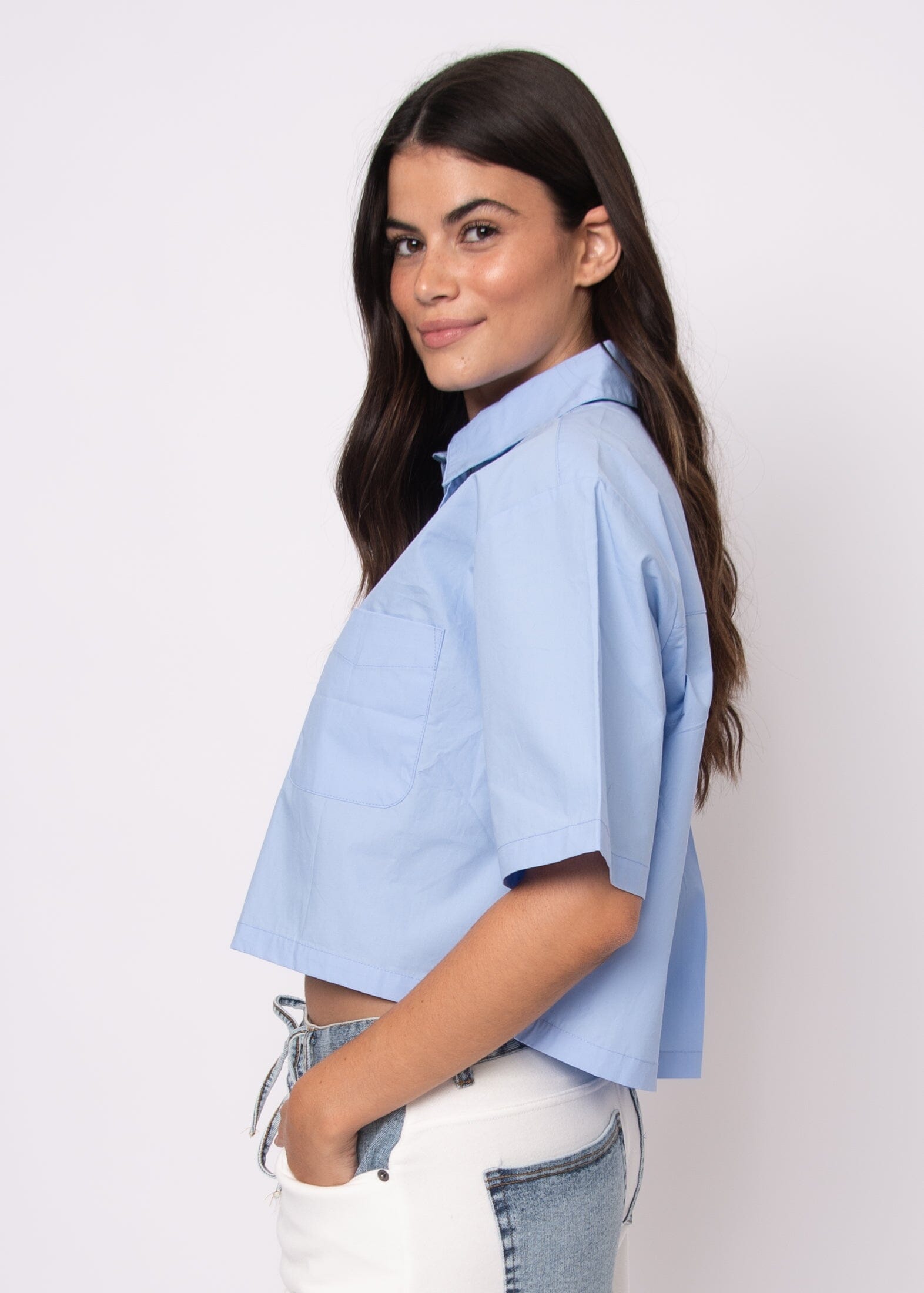 blue cotton poplin blouse, blue modern work shirt women, blue capsule wardrobe top, blue structured short sleeve shirt