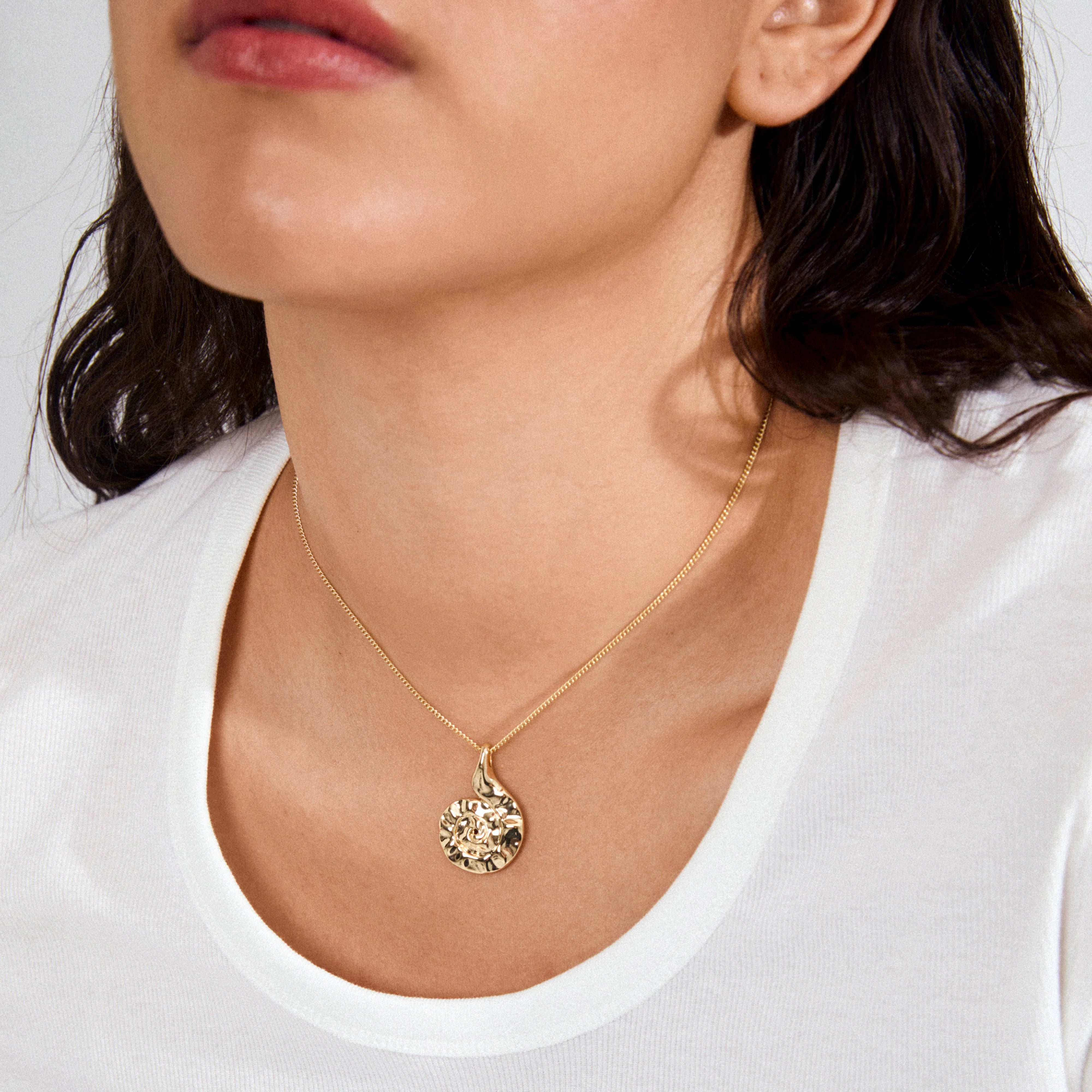 womens gold plated jewelry, organic shape necklace, spiral shell necklace gold, layered gold necklace, everyday gold necklace