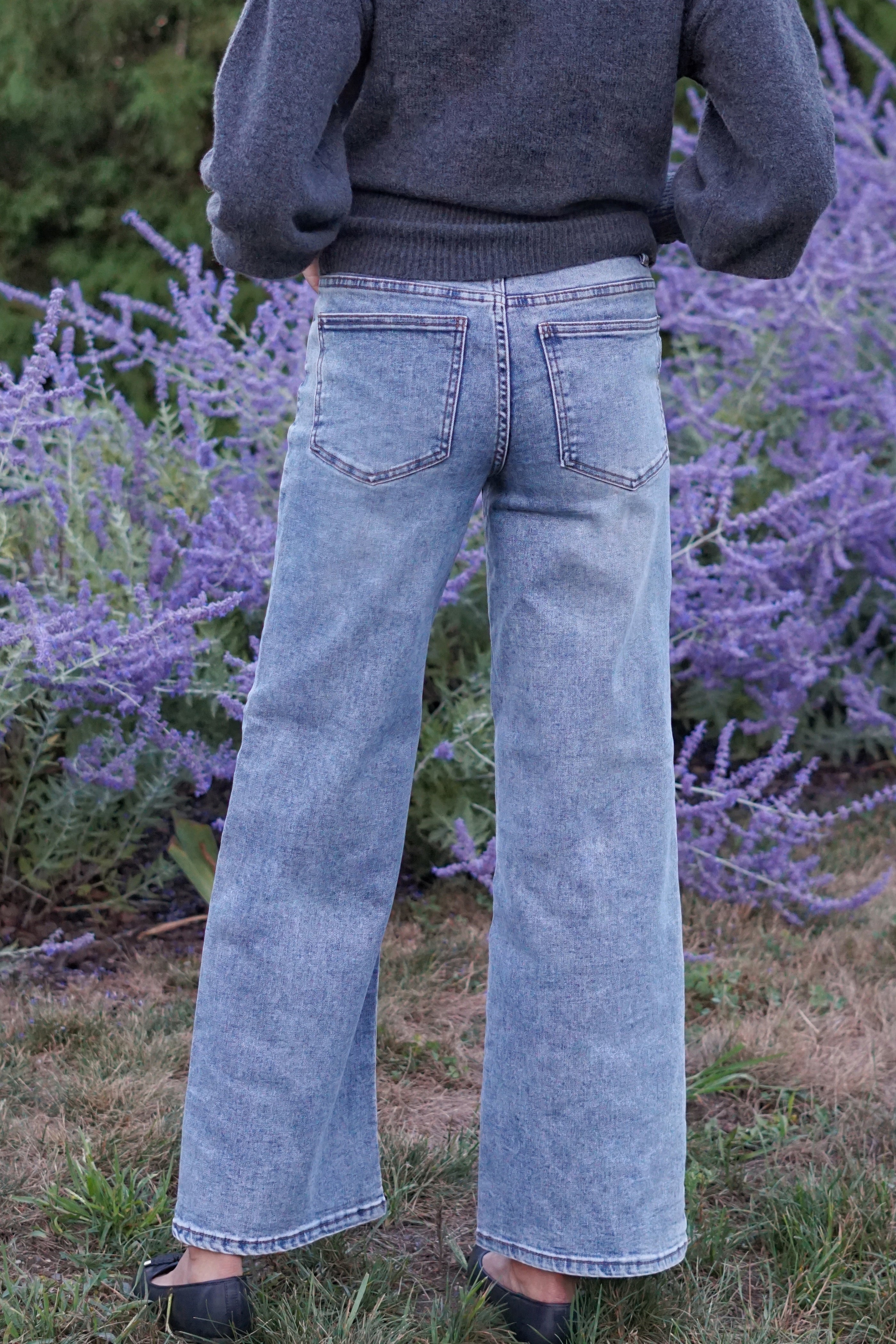 LOWLINE STRETCH JEANS- MID WASH