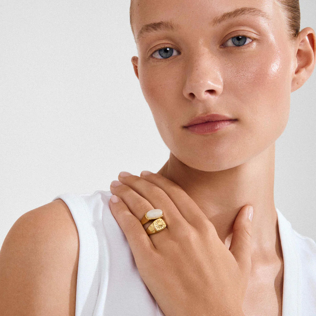 everyday gold rings, chunky gold rings women, modern signet ring, women's fashion jewelry, gold plated accessories, gift ideas for women