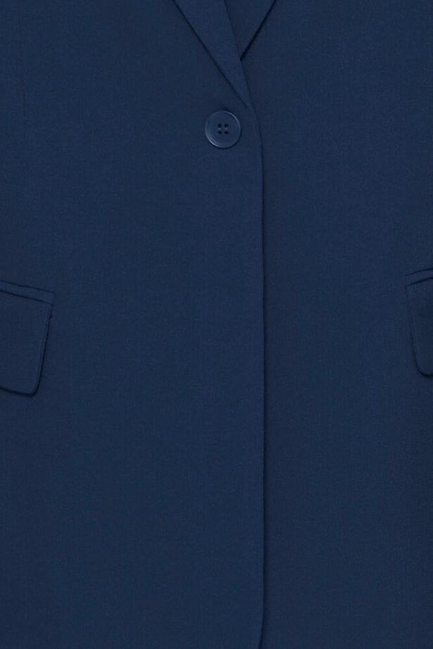 everyday navy blazer, modern suit blazer women