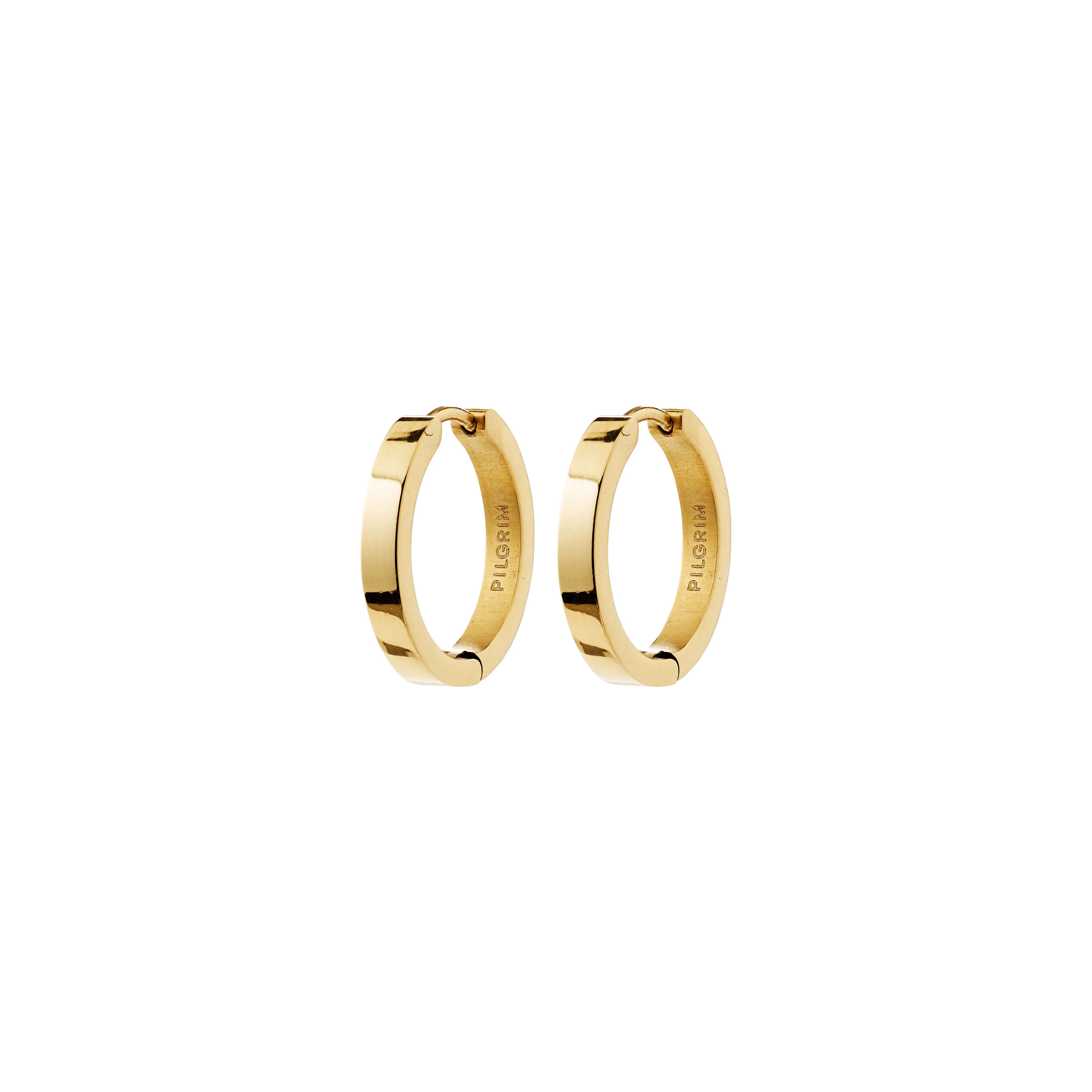 everyday statement earrings, simple gold hoop earrings, gold huggie style hoops, stylish gold jewelry, trendy womens accessories, gold hoop earrings for everyday wear, timeless gold hoops