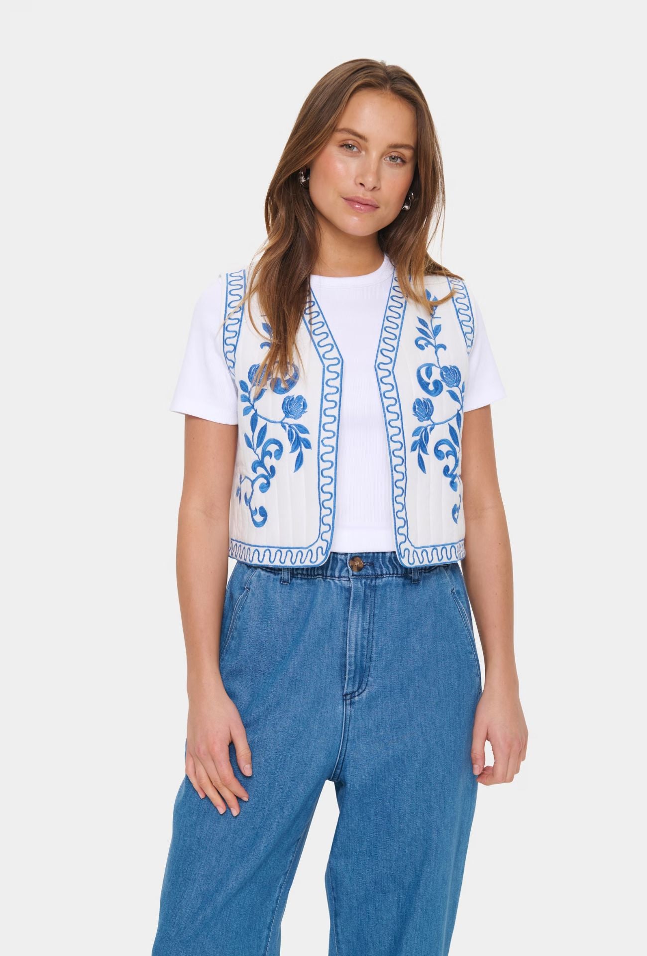 EMBROIDERED VEST VEST saint tropez 
