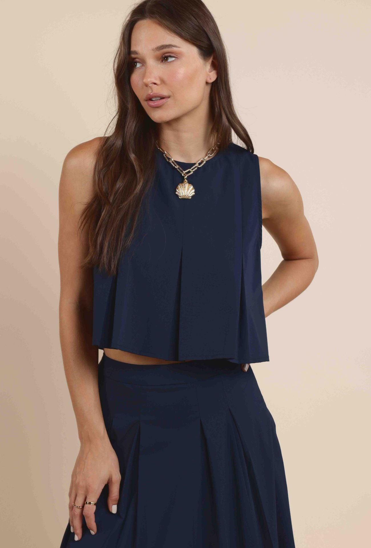 minimal navy fashion, pleated sleeveless top, navy summer top, cropped navy shirt