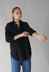 BLACK BUTTON DOWN Top B YOUNG 