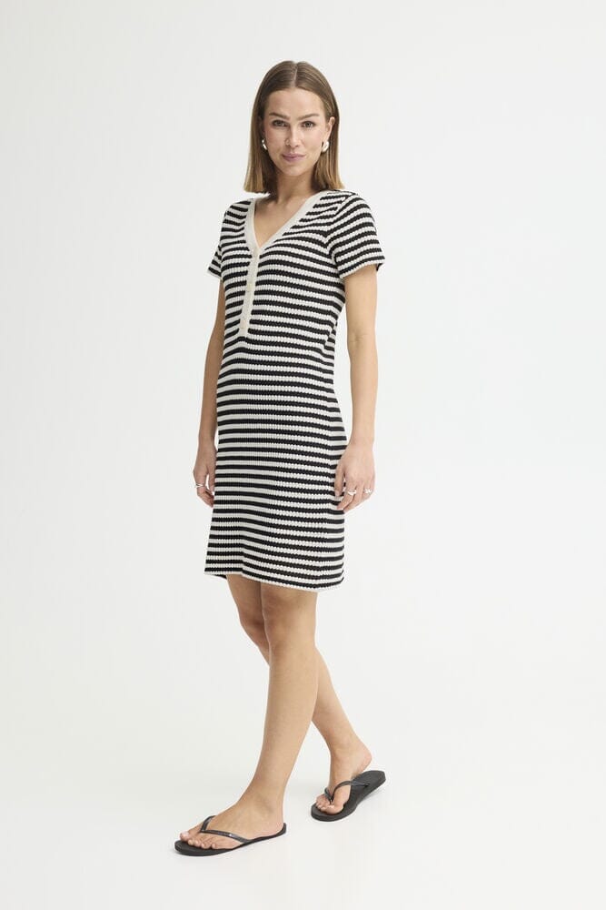striped knit dress women, black and white stripe dress, coastal style dress women, casual knit dress summer