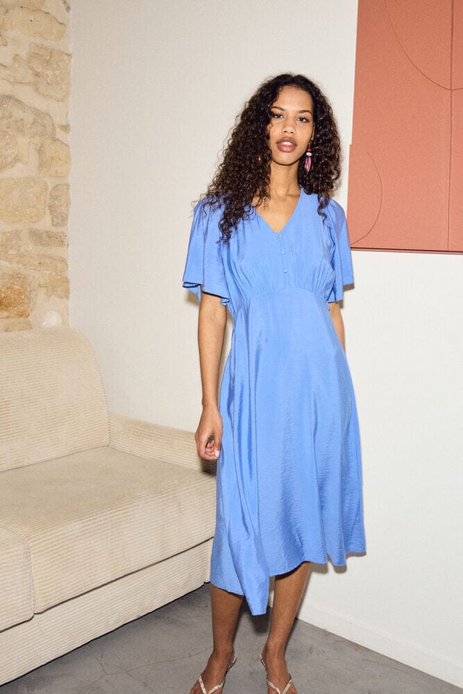 BLUE FLUTTER SLEEVE MIDI DRESS