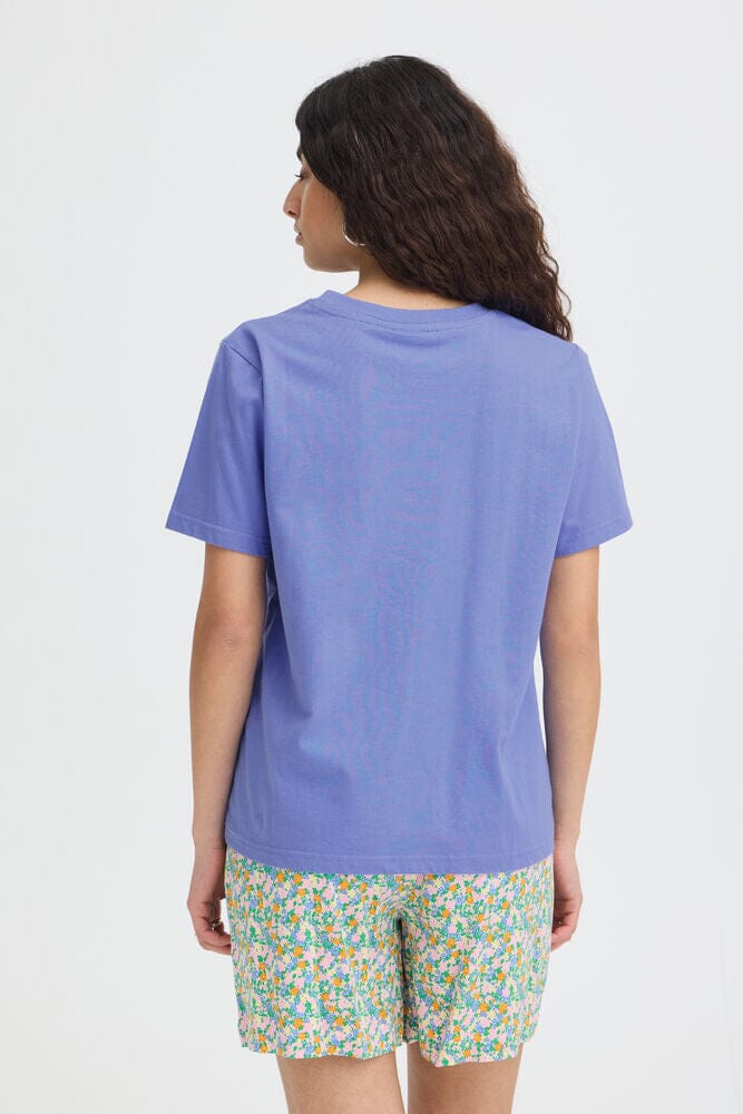 wardrobe basics blue tee, modern casual t shirt women, effortless style blue top
